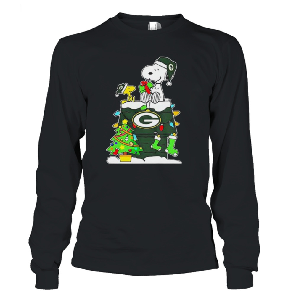 Snoopy the Peanuts Green Bay Packers Christmas Shirt - Limotees