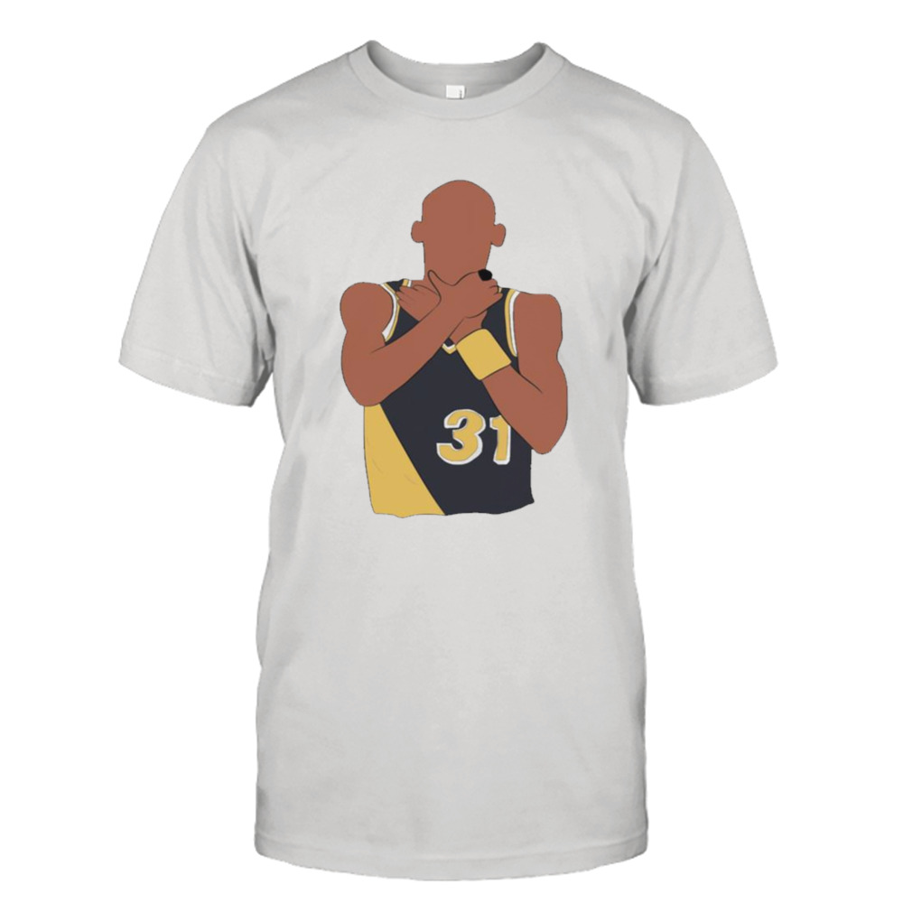 Candace Parker’s Wearing Reggie Miller Choke T-shirt