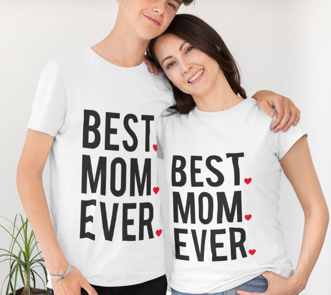 Best Mom Ever Word Art Text Design With Red Hearts T-Shirt