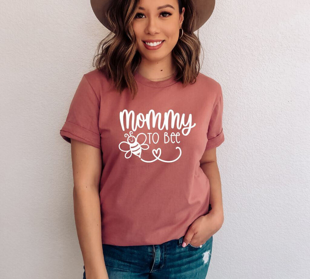 Mommy To Bee T-shirt - Expecting Mom - Mother's Day - Mommy To Be