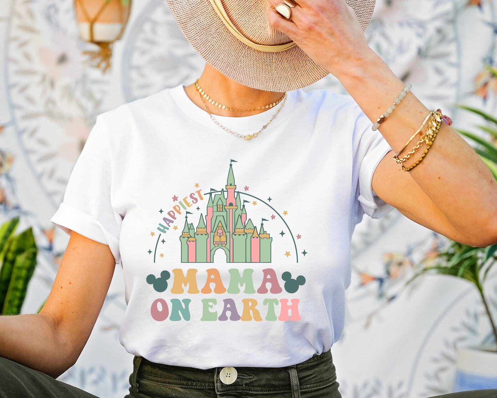 Vintage Happiest Mama On Earth Magic Castle Mother's Day Tshirt Women